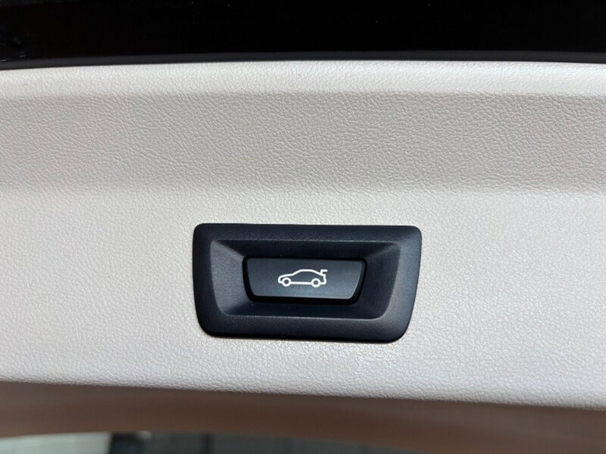 BMW X3 sDrive18d 48V Msport (20)