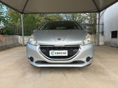 Peugeot 208 HDi 68 CV 5 porte Allure (2)