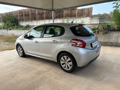 Peugeot 208 HDi 68 CV 5 porte Allure (6)