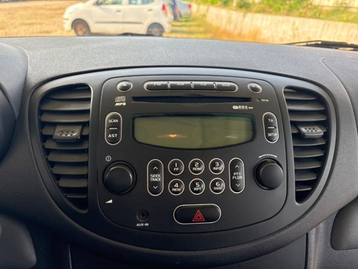 Hyundai i10 1.1 12V BlueDrive GPL (16)
