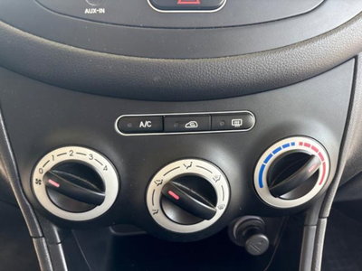 Hyundai i10 1.1 12V BlueDrive GPL (17)