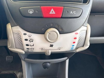Citroen C1 1.0 5 porte airdream Pulp Techno (17)