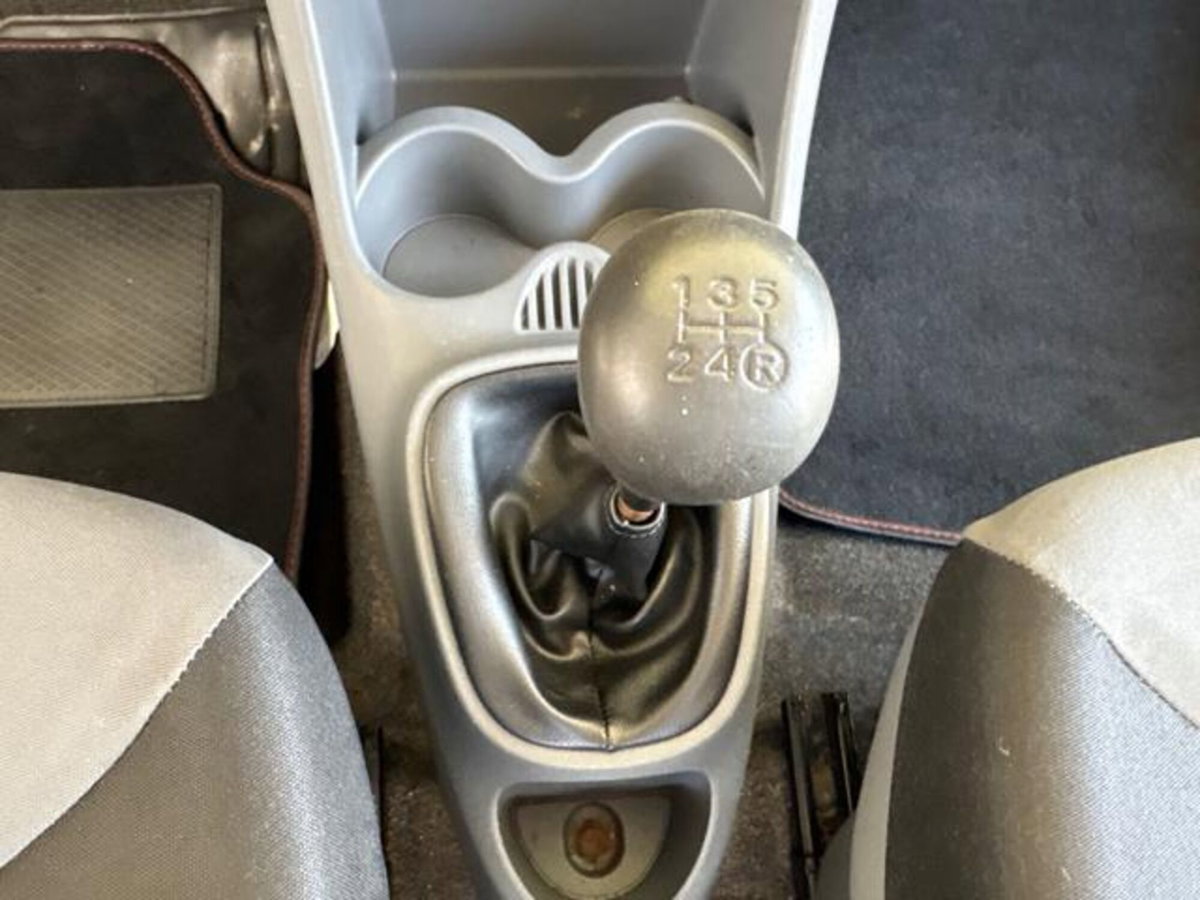 Citroen C1 1.0 5 porte airdream Pulp Techno (19)