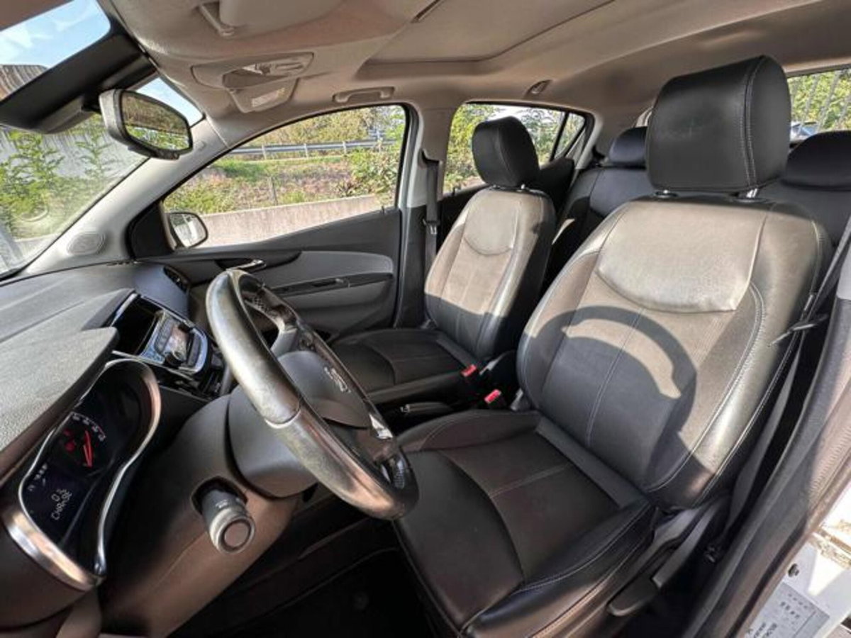 Opel Karl 1.0 75 CV Innovation (13)