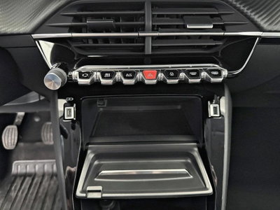 Peugeot 208 PureTech 100 Stop&Start EAT8 5 porte Allure Pack (13)