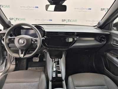Alfa Romeo Junior 1.2 ibrida 145cv edct6 (12)