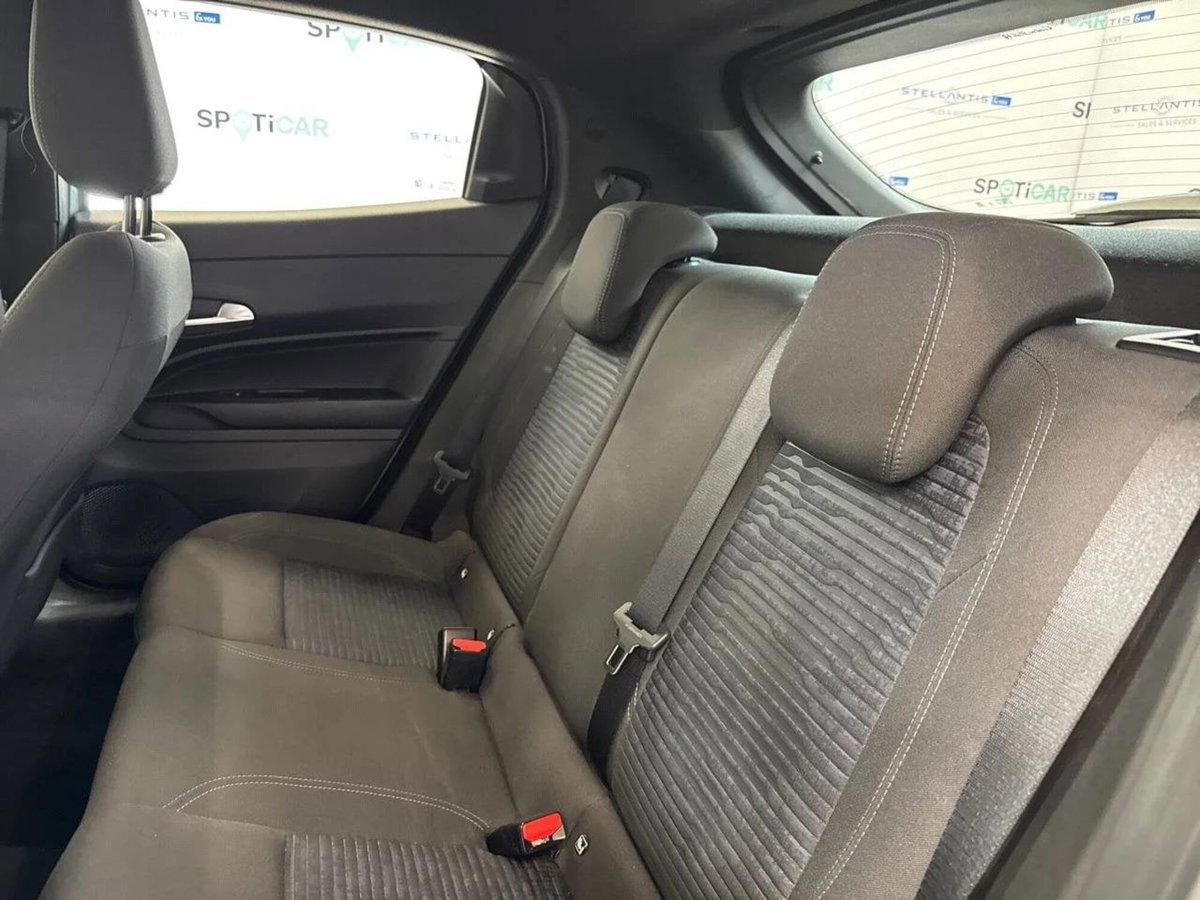 Alfa Romeo Junior 1.2 ibrida 145cv edct6 (9)