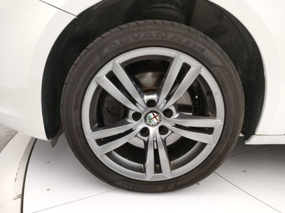 Alfa Romeo Giulietta 2.0 JTDm Exclusive 175cv tct E6 (10)