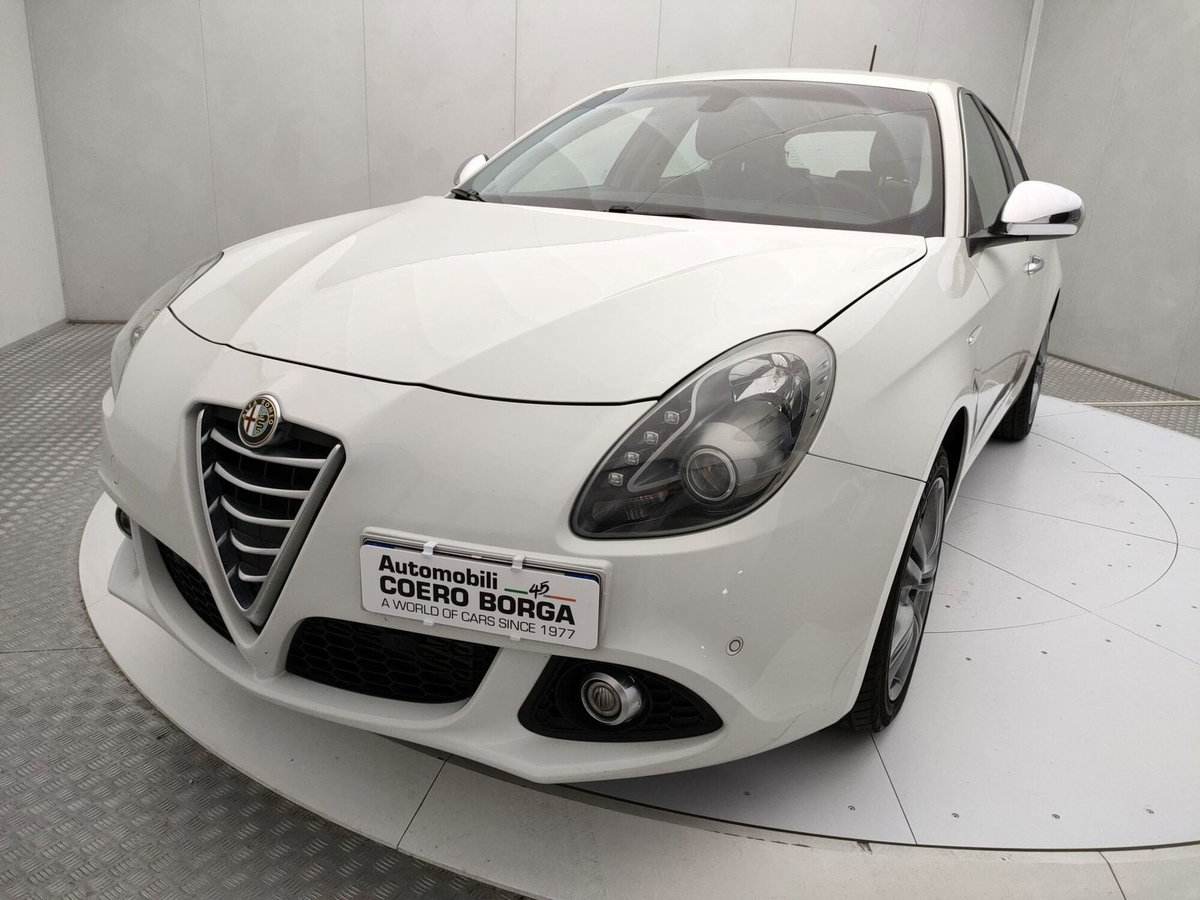 Alfa Romeo Giulietta 2.0 JTDm Exclusive 175cv tct E6 (9)