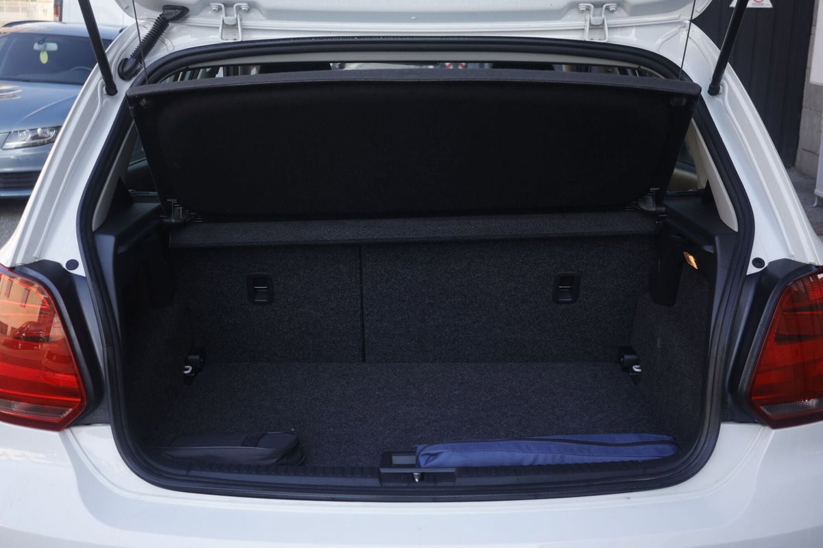 Volkswagen Polo 1.0 MPI 75 CV 5p. Comfortline (18)