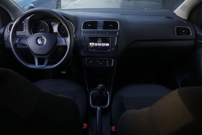 Volkswagen Polo 1.0 MPI 75 CV 5p. Comfortline (2)