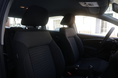 Volkswagen Polo 1.0 MPI 75 CV 5p. Comfortline (6)
