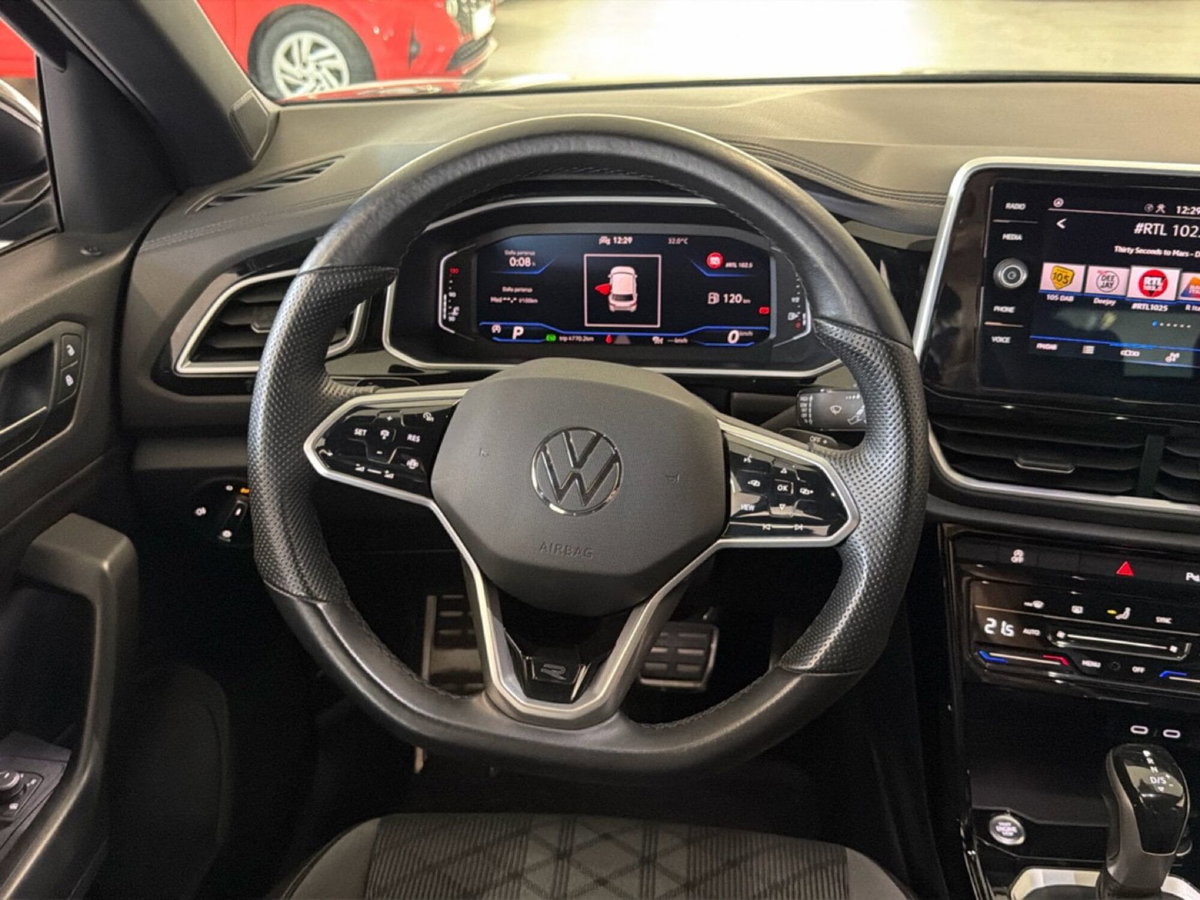 Volkswagen T-Roc 1.5 tsi Style dsg (11)