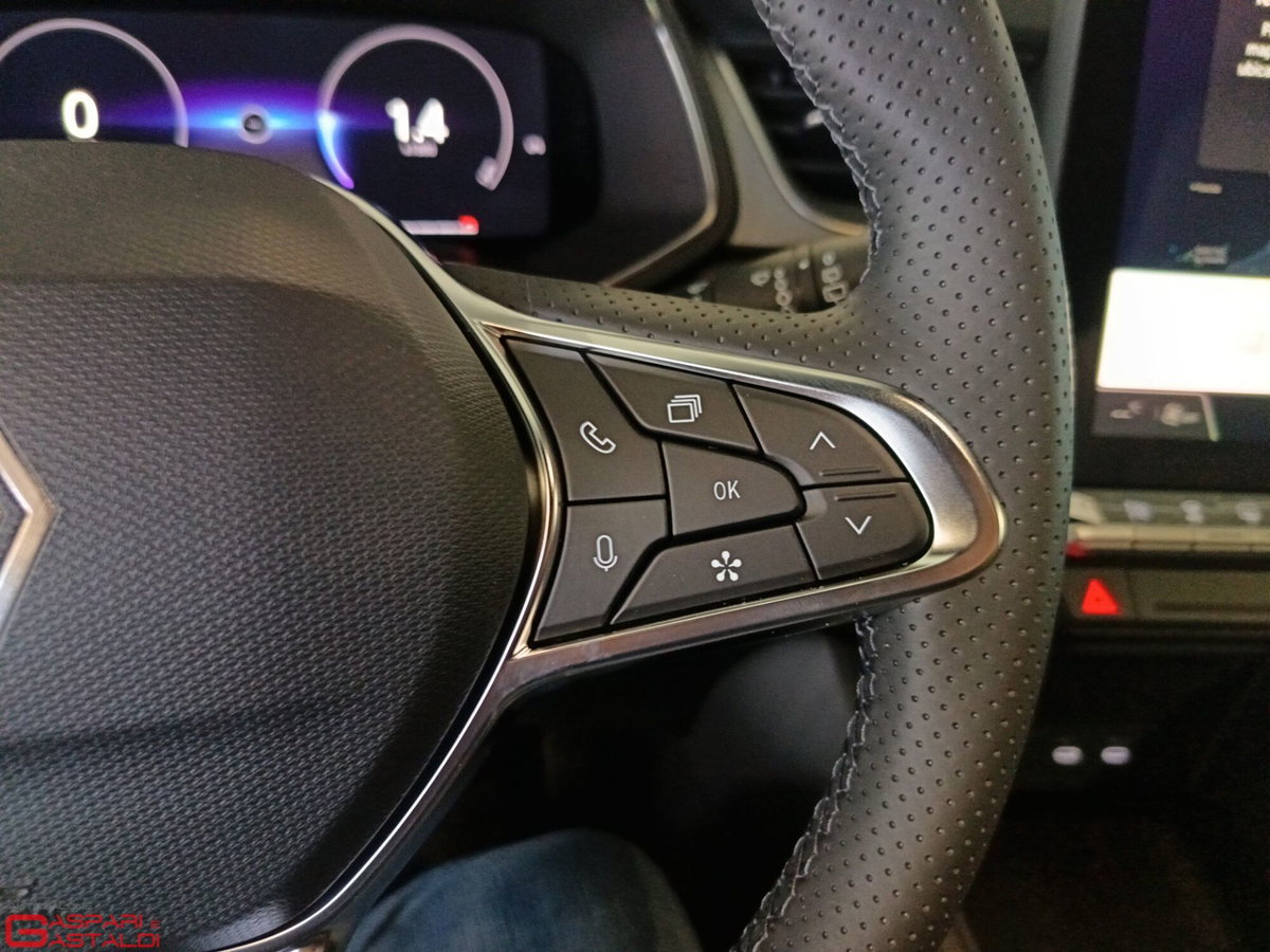 Renault Captur 1.2 eco-g Techno 120cv (19)