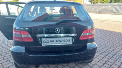 Mercedes-Benz Classe B 180 CDI (12)