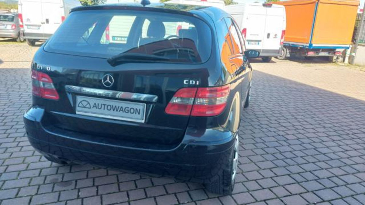Mercedes-Benz Classe B 180 CDI (3)
