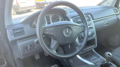 Mercedes-Benz Classe B 180 CDI (8)