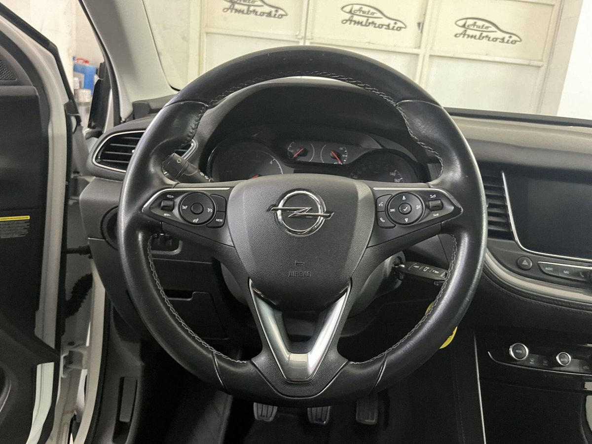 Opel Grandland X 1.5 diesel Ecotec Start&Stop Innovation (8)