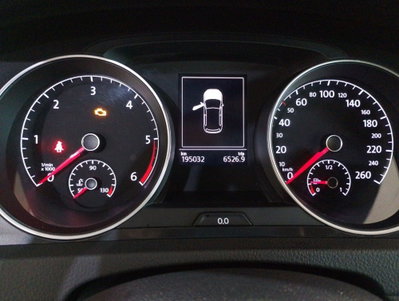 Volkswagen Golf 1.6 TDI 90 CV 5p. Trendline BlueMotion Technology (17)