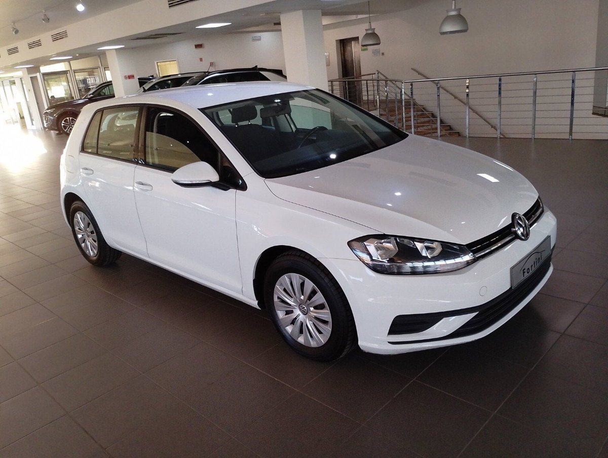 Volkswagen Golf 1.6 TDI 90 CV 5p. Trendline BlueMotion Technology (7)