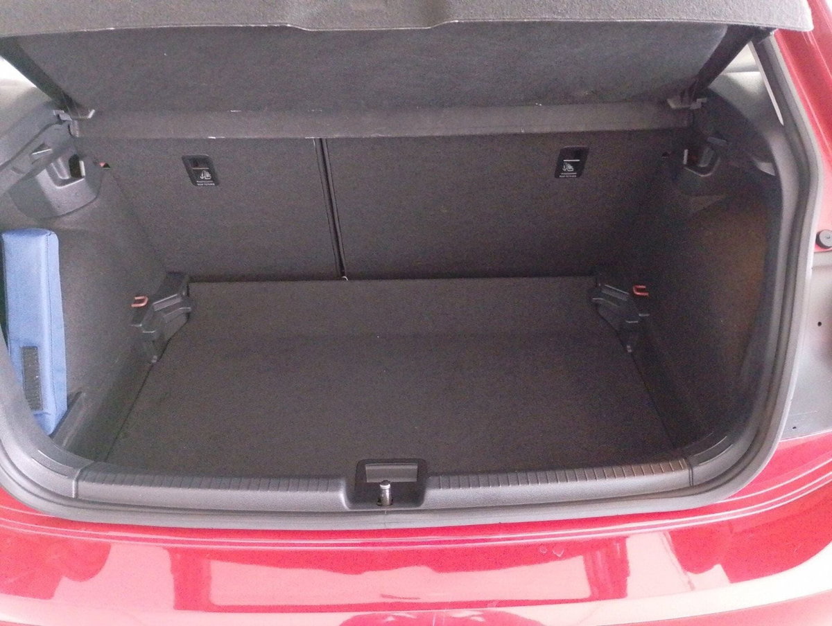 Volkswagen Polo 1.0 tsi Style 95cv (11)