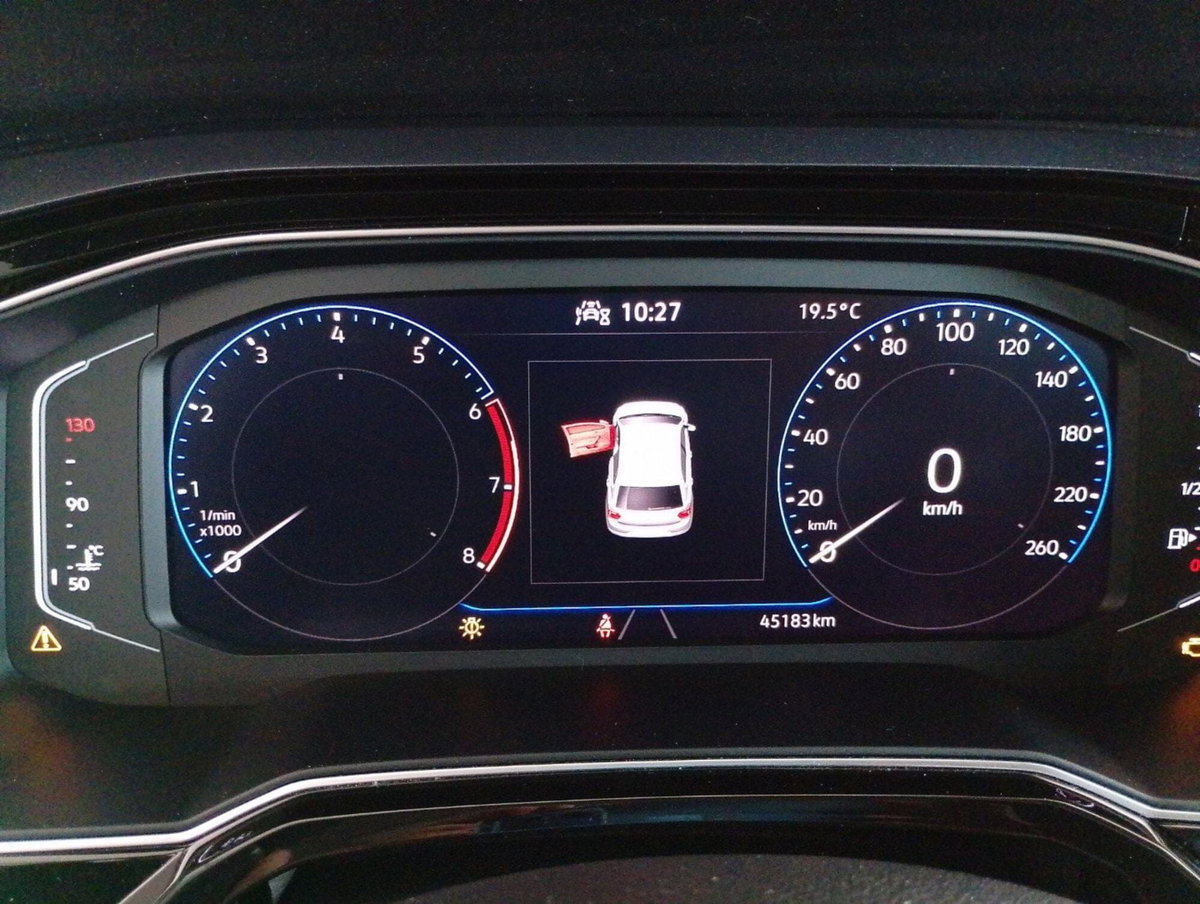 Volkswagen Polo 1.0 tsi Style 95cv (14)