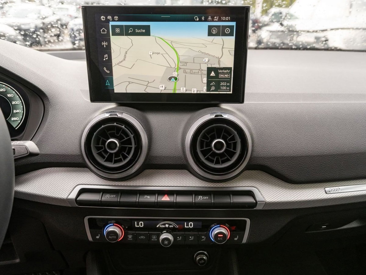 Audi Q2 35 2.0 tdi Business Advanced s-tronic (12)