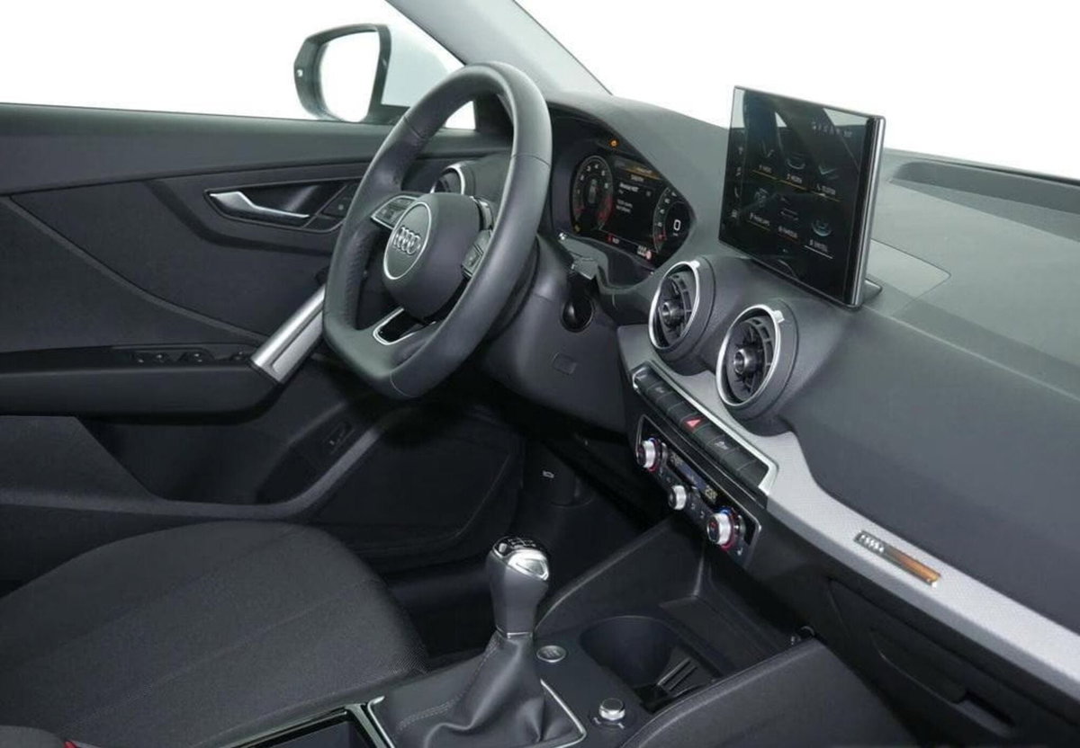 Audi Q2 30 1.0 tfsi Business Advanced 116cv (11)