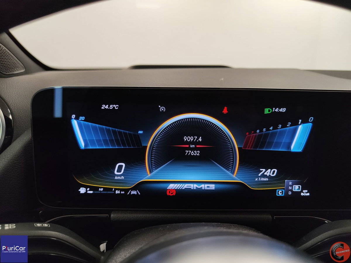 Mercedes-Benz GLA SUV 35 4Matic AMG (10)