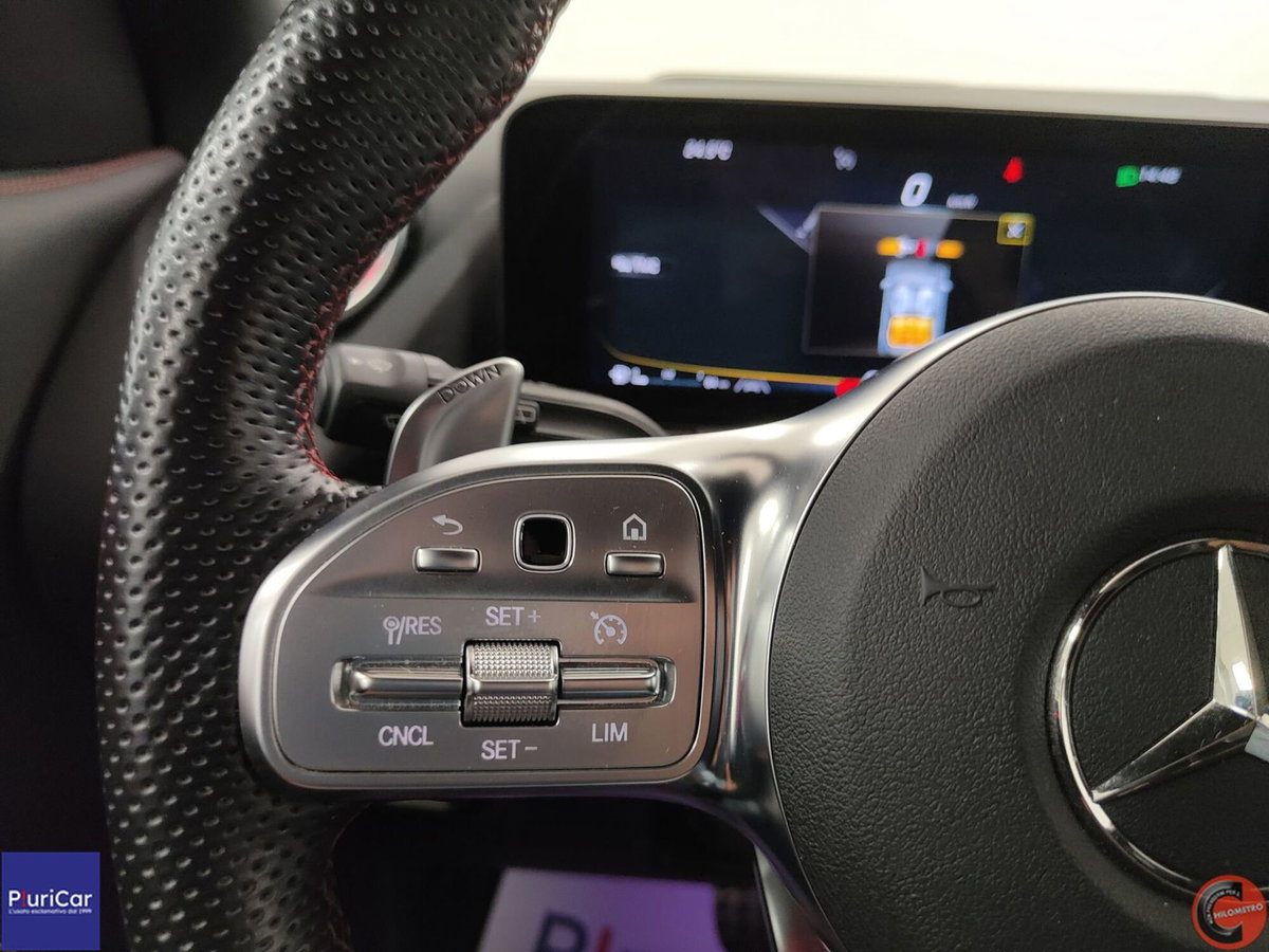 Mercedes-Benz GLA SUV 35 4Matic AMG (18)