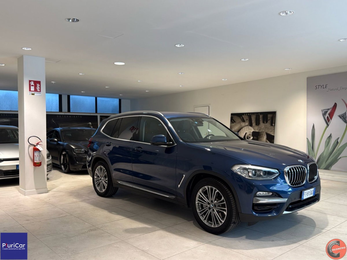 BMW X3 xDrive25d Luxury (2)