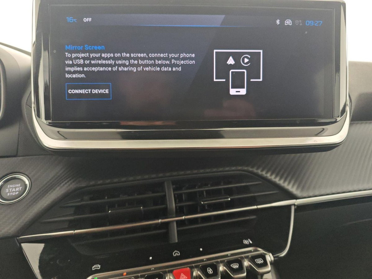 Peugeot 2008 1.2 hybrid Allure 145cv e-dcs6 (20)