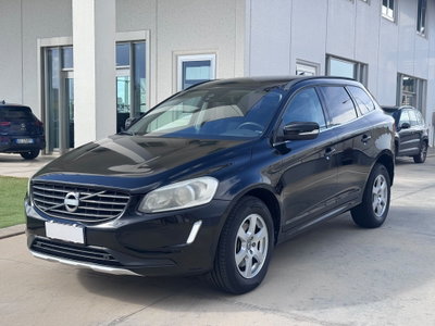 Volvo XC60 D4 163 CV Kinetic usata