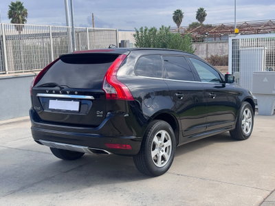 Volvo XC60 D4 163 CV Kinetic (10)