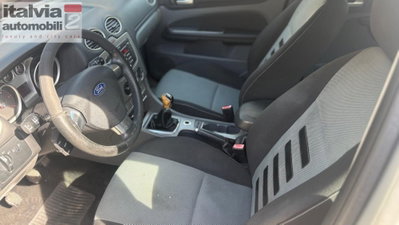 Ford Focus 1.6 TDCi (110CV) 5p. DPF (12)