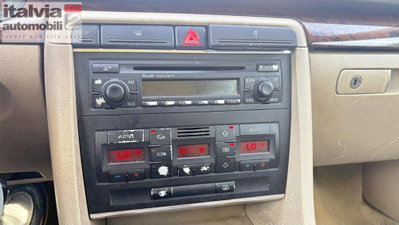 Audi A4 Avant 1.9 TDI/130 CV cat (10)