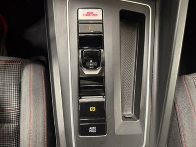 Volkswagen Golf 2.0 TSI GTI DSG (10)