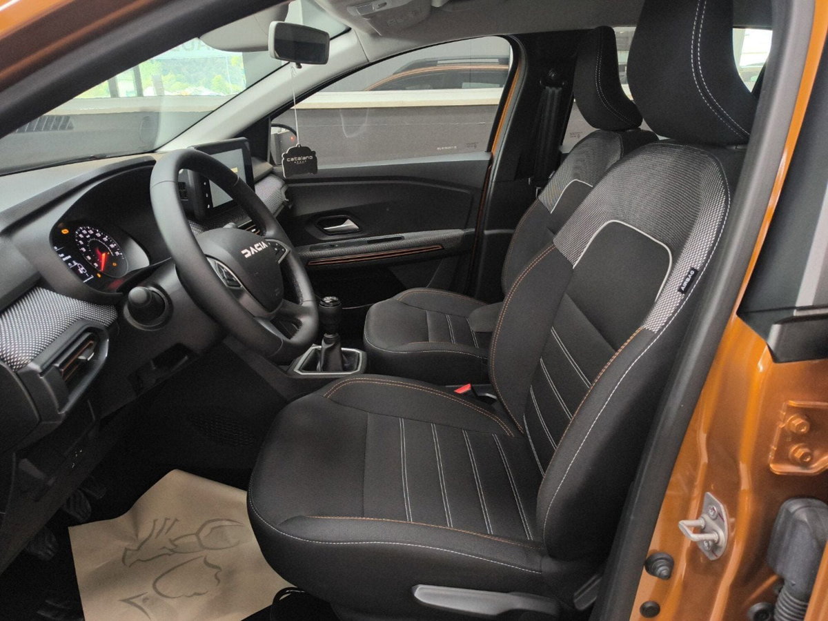 Dacia Sandero Stepway 1.0 TCe 90 CV Comfort (9)