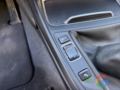 BMW Serie 1 118i Msport 136cv (16)