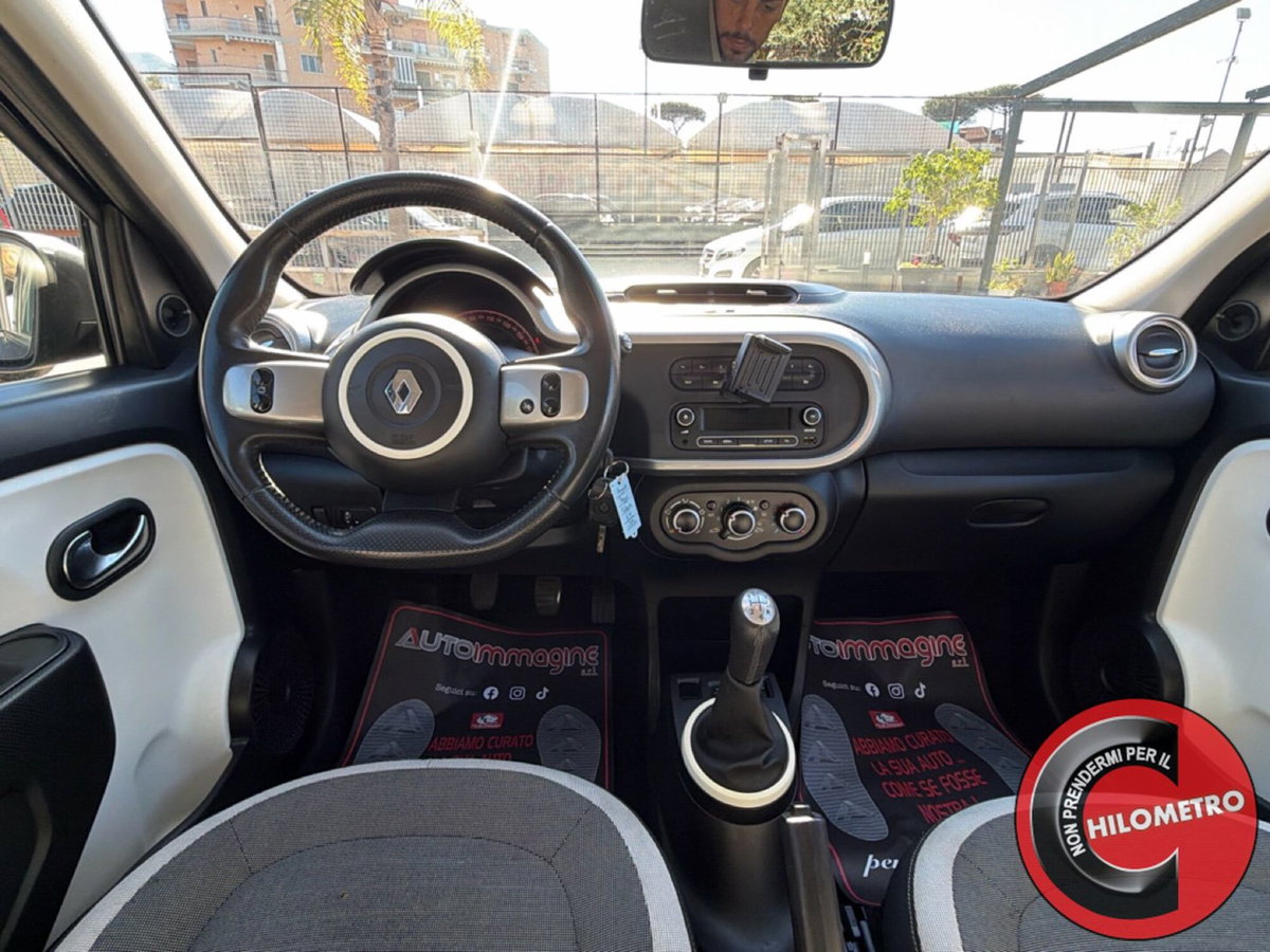 Renault Twingo 1.0 SCe Wave (14)