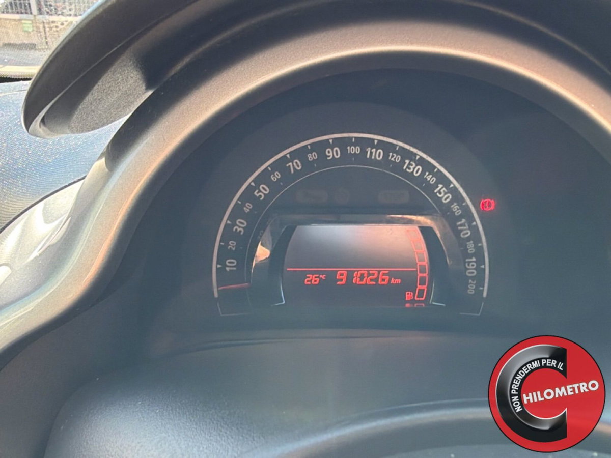 Renault Twingo 1.0 SCe Wave (16)