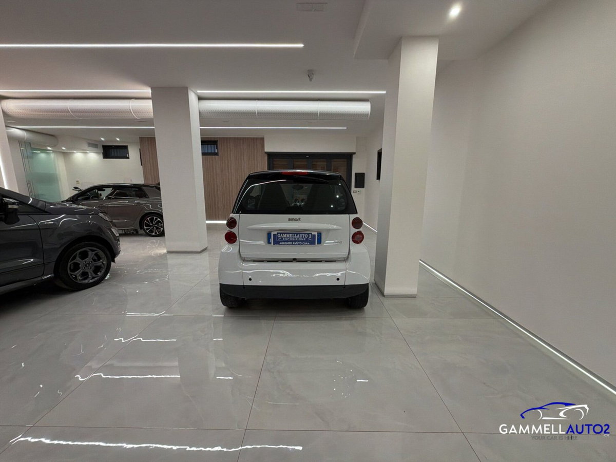 smart Fortwo 1000 52 kW MHD coupé passion (11)