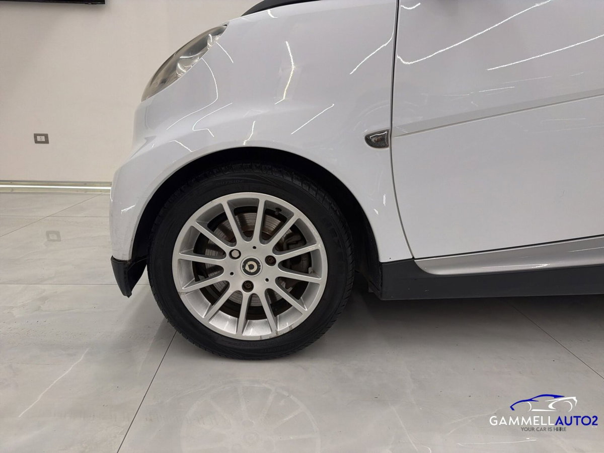 smart Fortwo 1000 52 kW MHD coupé passion (4)