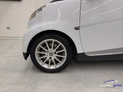 smart Fortwo 1000 52 kW MHD coupé passion (4)
