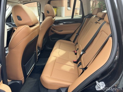 BMW X3 xdrive20i mhev 48V auto (10)