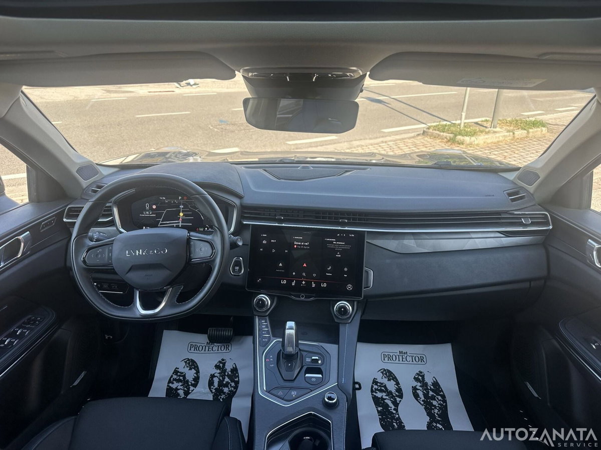 Lynk & Co 01 01 1.5 td phev (10)