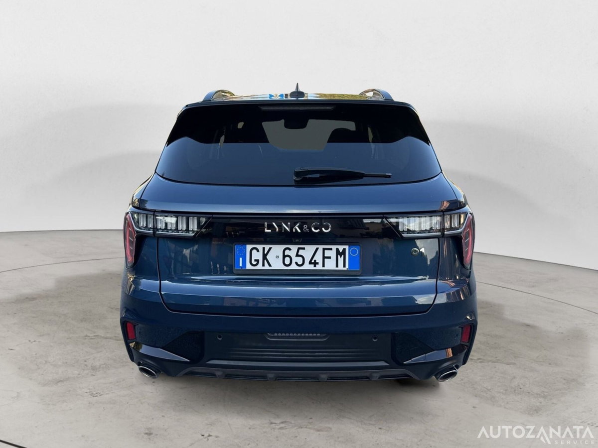 Lynk & Co 01 01 1.5 td phev (6)