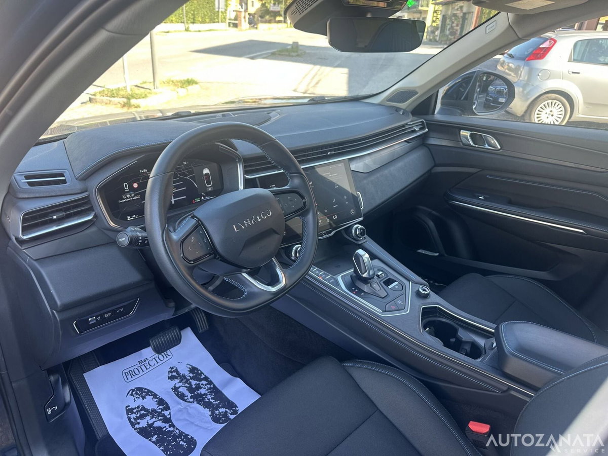 Lynk & Co 01 01 1.5 td phev (7)