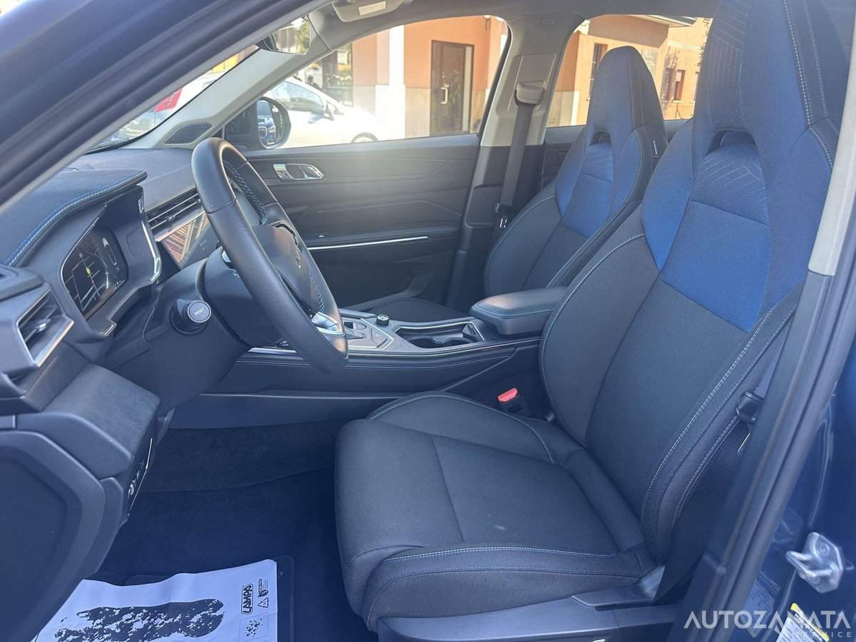 Lynk & Co 01 01 1.5 td phev (8)