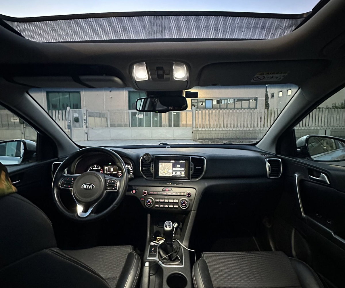 Kia Sportage 1.7 CRDI 2WD Class (10)